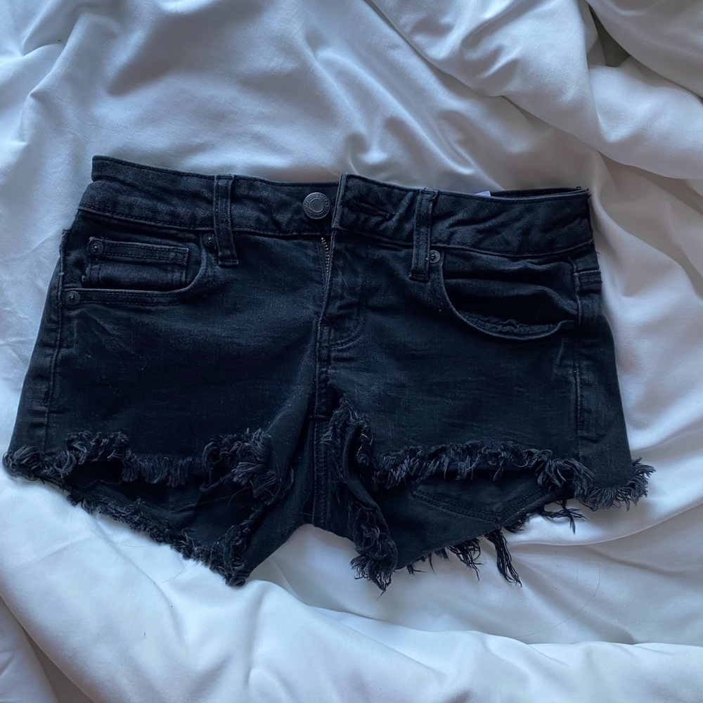 American Eagle Black low rise shorts
